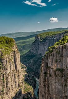 Cañón Tazı