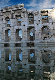 الحمام الروماني القديم، يوزغات