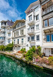 Bosporus Yalı Anwesen am Meeresufer