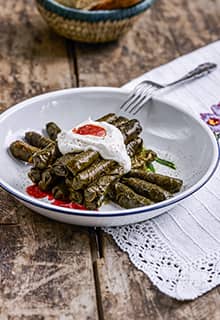 Yaprak Sarma (Hojas de parra rellenas de carne picada), Konya
