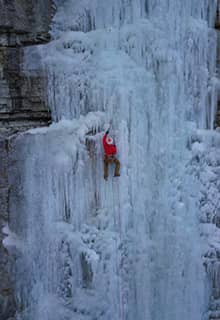 Gefrorener Uzundere Wasserfall Erzurum