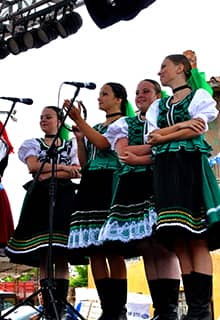 Festival Internacional de Cultura y Arte de Encaje de Agujas de Seda de Nallıhan y Conmemoración