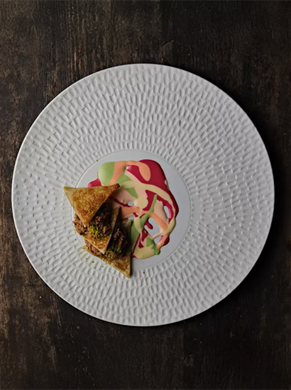 Divia by Maksut Aşkar