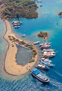 جزر فتحية ياسيكا