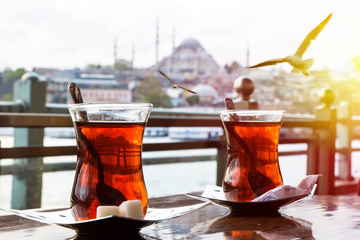 How to prepare and drink tea in Turkey.