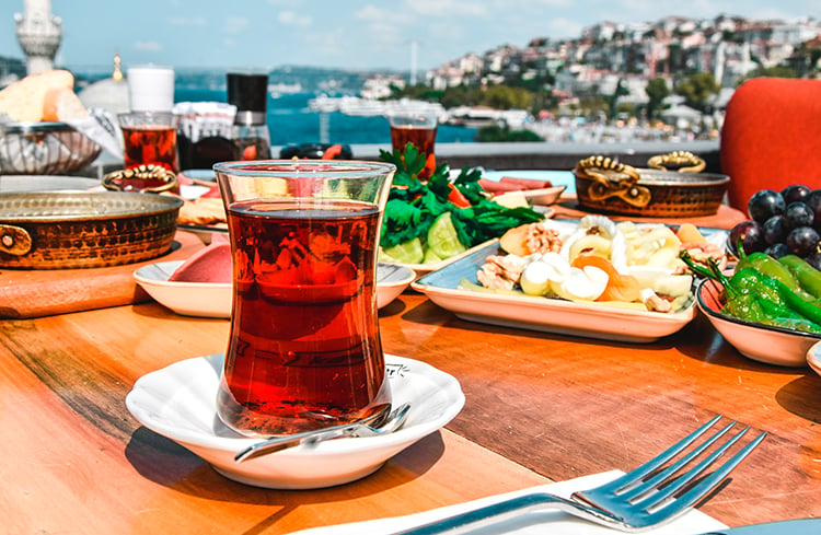 6 Must Try Traditional Turkish Drinks - GoTürkiye