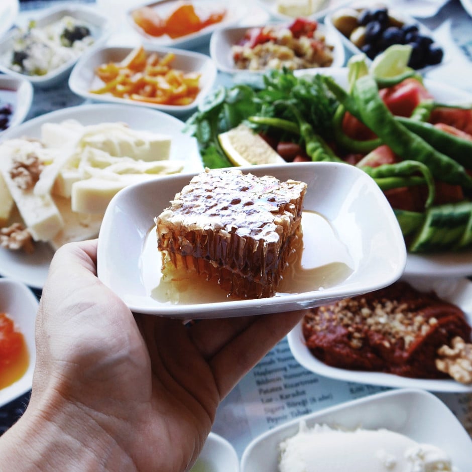 Turkish Breakfast - Photo: @anasbarros