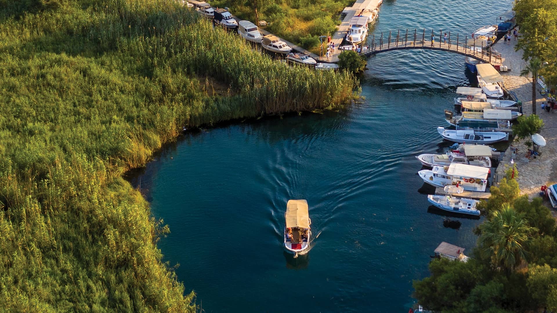 https://cdn.goturkiye.com/goturkiye/muglaakyakaazmakriver2600x3640px240-dpi.jpg