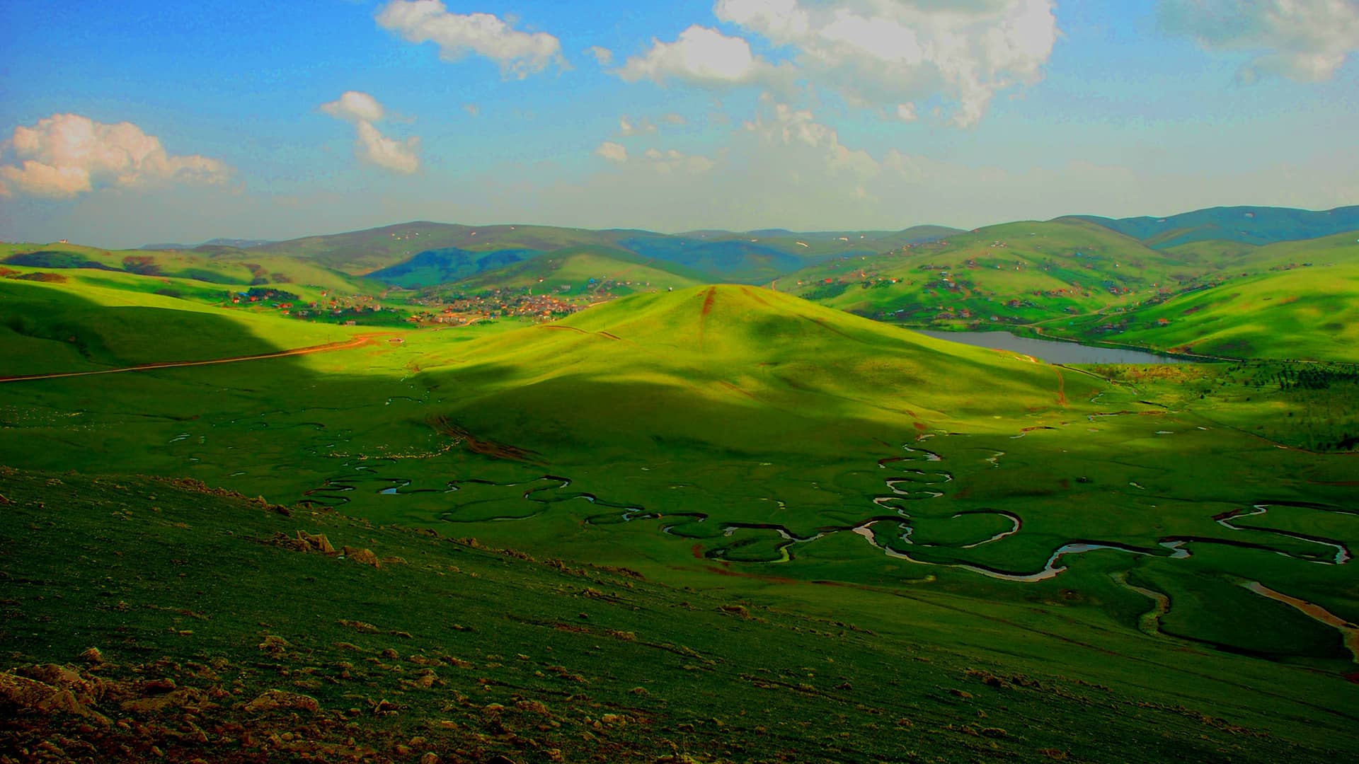https://cdn.goturkiye.com/goturkiye/persembe-plateau-icerik.jpg