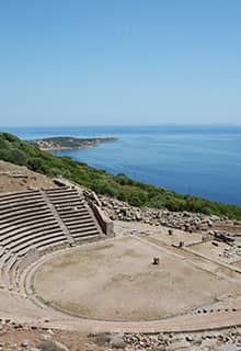 Assos Antik Kenti Kalıntılarıdaki Antik Amfitiyatro, Çanakkale