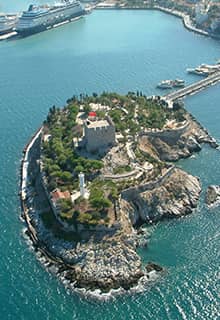 die Güvercinada Burg