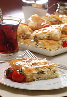 Börek con queso blanco