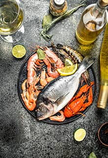 Свежая рыба и морепродукты