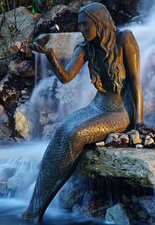 Статуя русалки