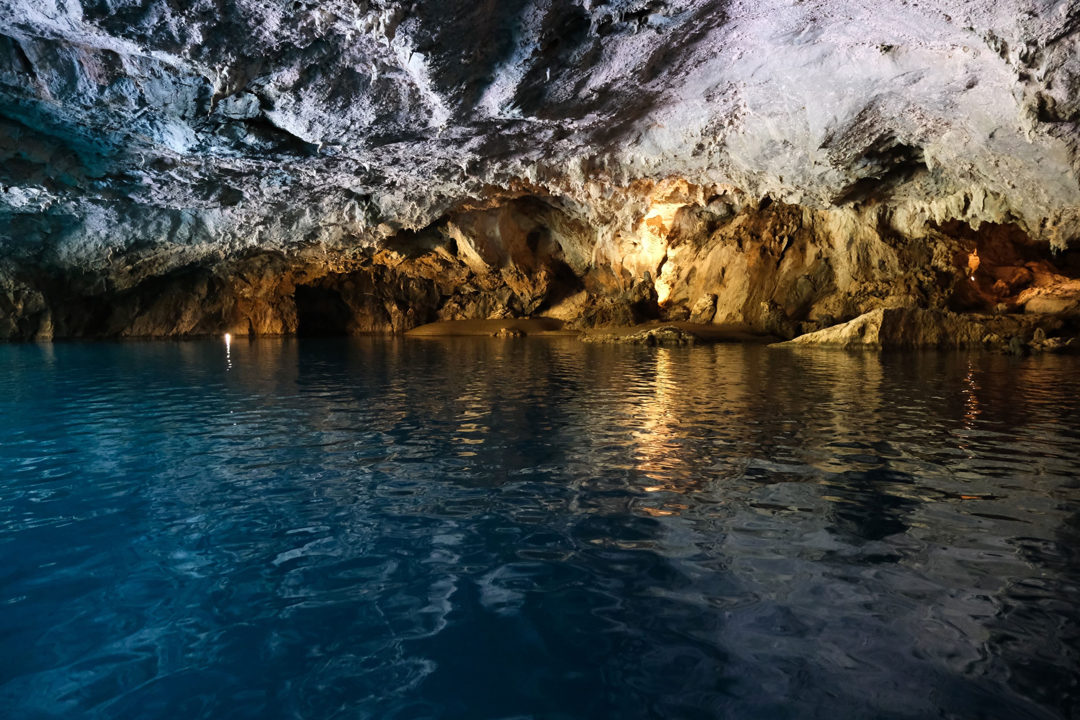 antalya--altinbesik-cave-3.jpg