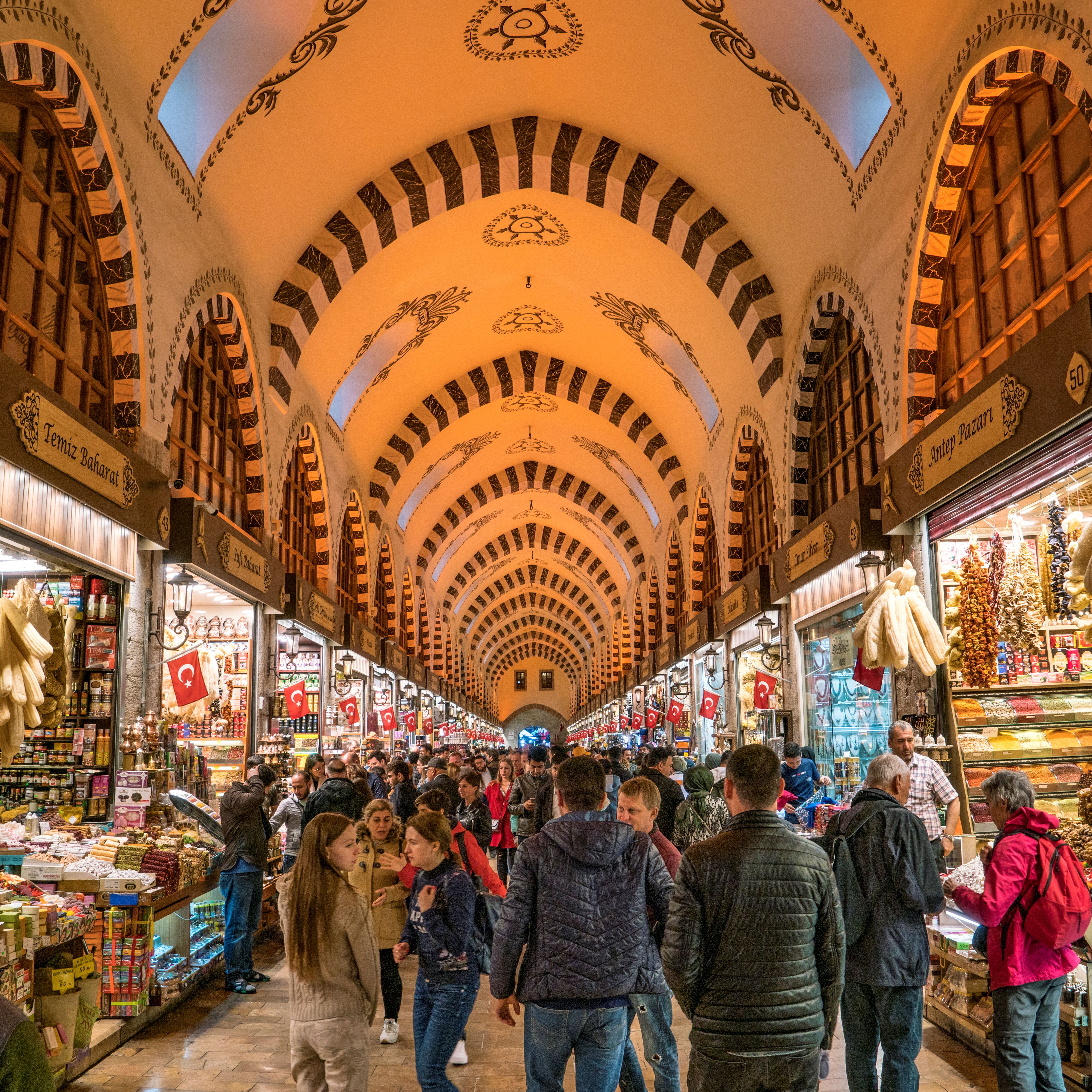 istanbul-spice-bazaar-1.jpg