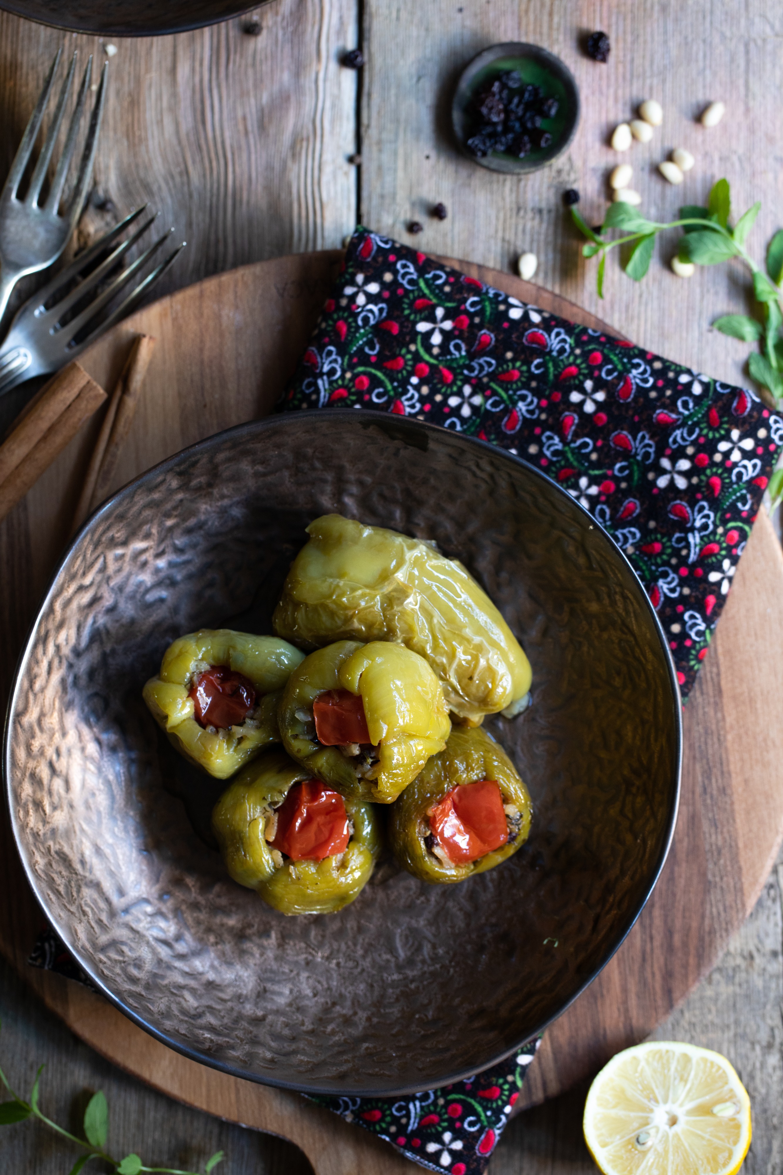 stuffed-green-peppers-zeytinyagli-biber-dolmasi.jpg