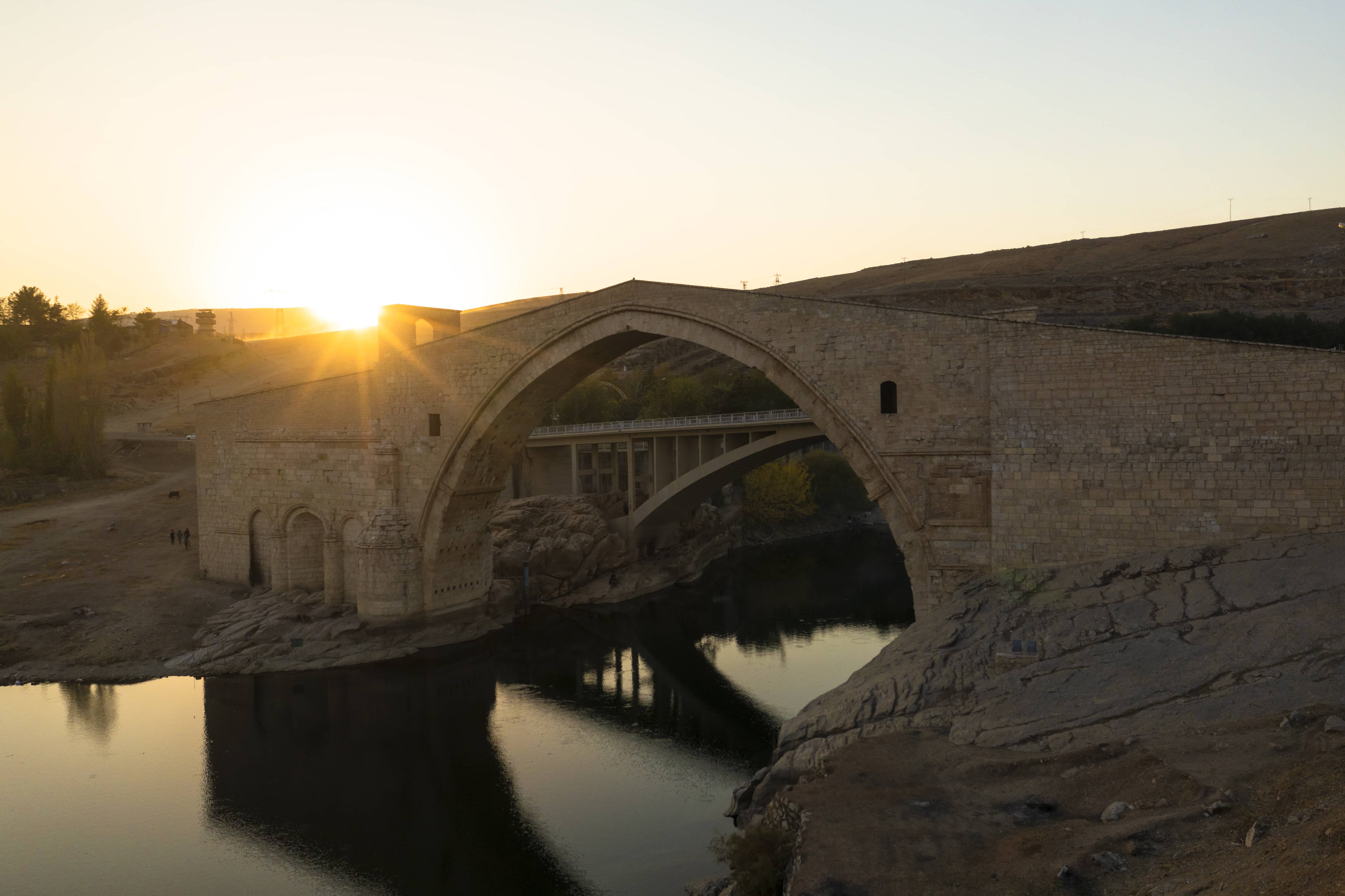 diyarbakir-malabadi-bridge-2.jpg