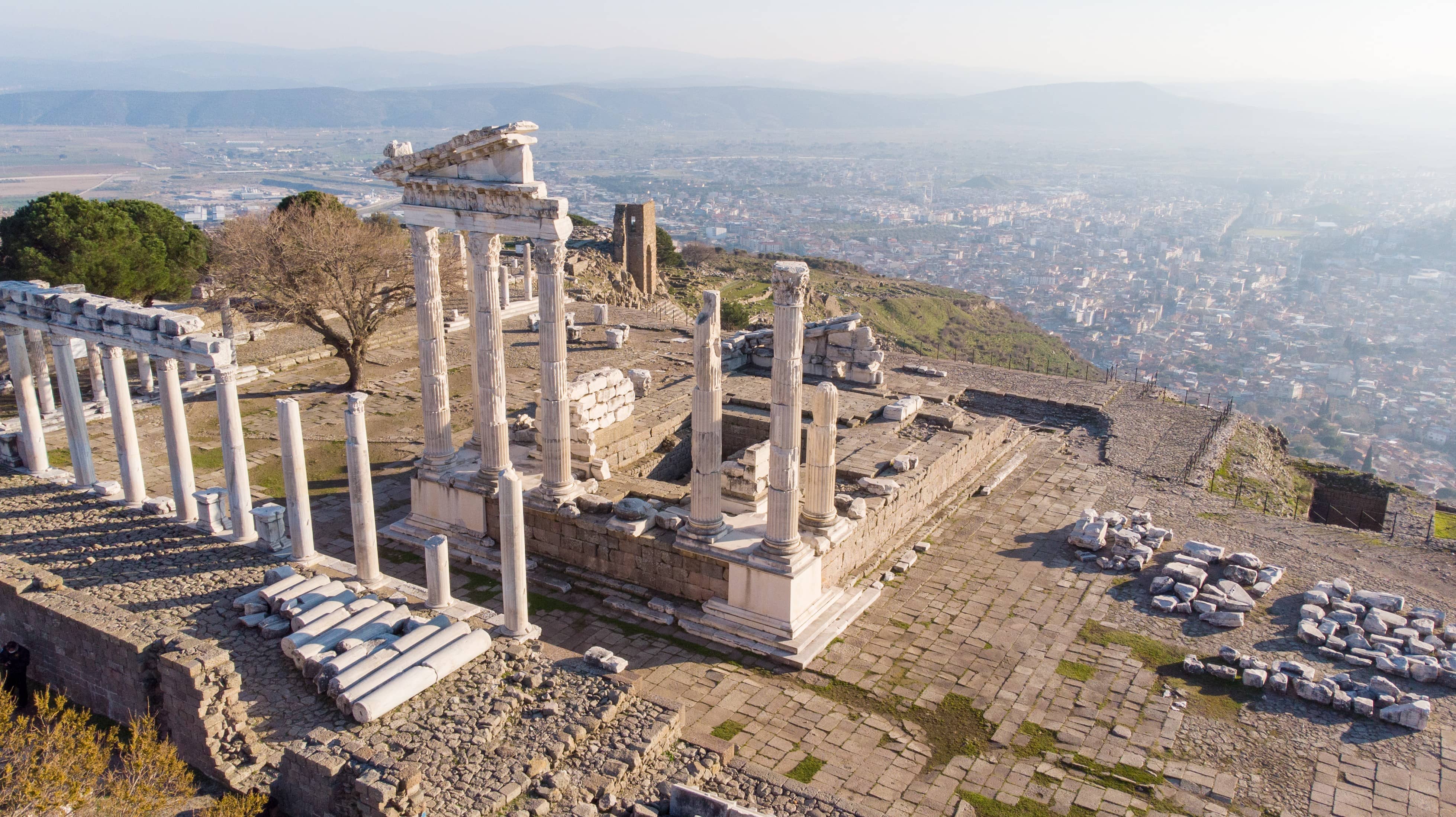 izmir-pergamon-jpeg.jpeg