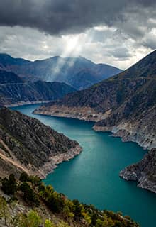 Presa Deriner, Artvin