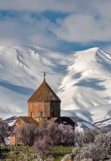 کلیسای آکدامار، وان